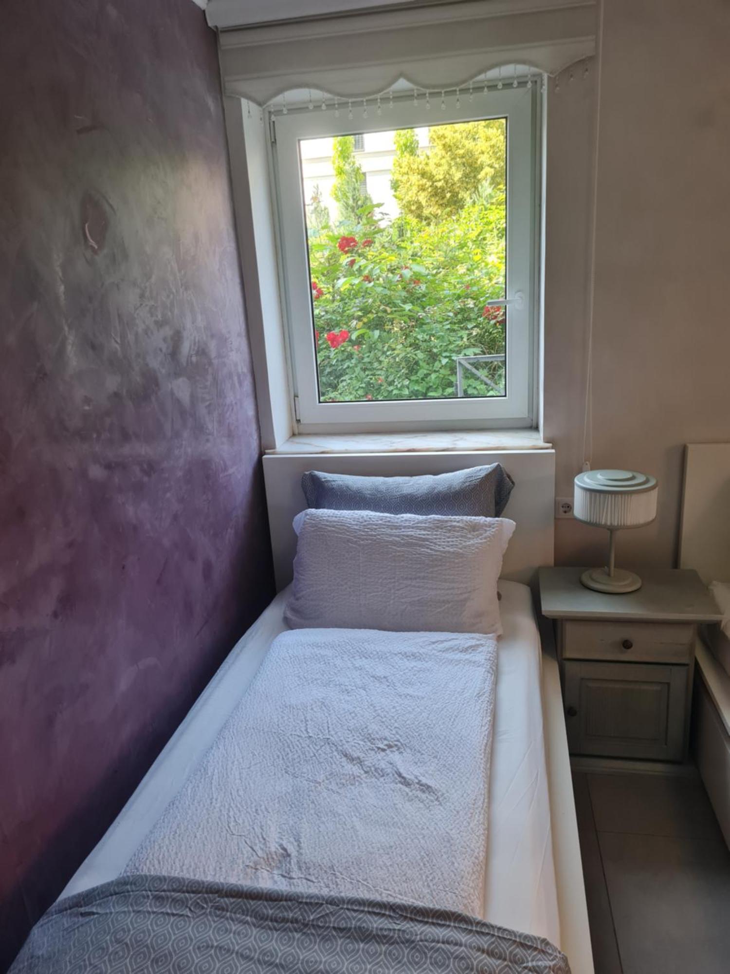 Sehr Grosse 5 Mit Garten Und Terasse * Wiesbaden